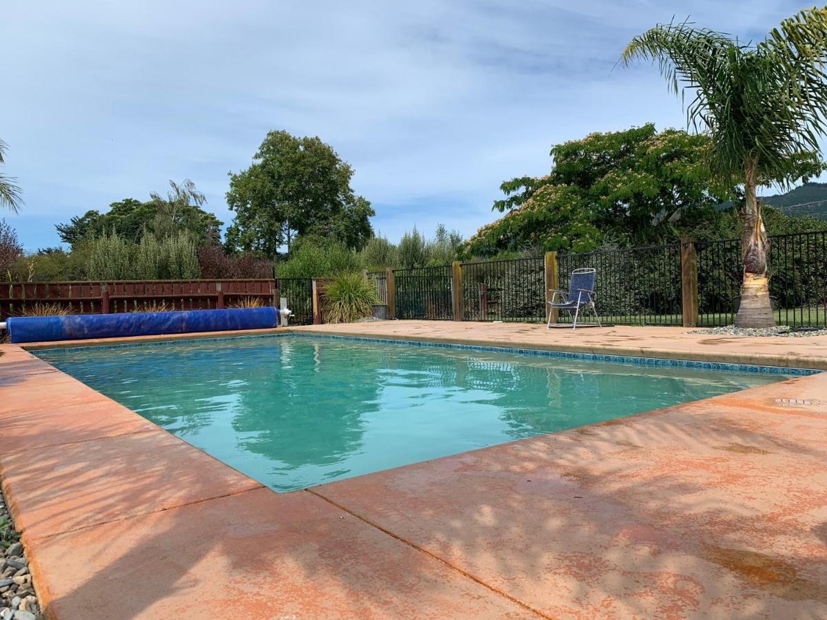 Country Retreats On Ranzau 4 Apartment Hope ภายนอก รูปภาพ